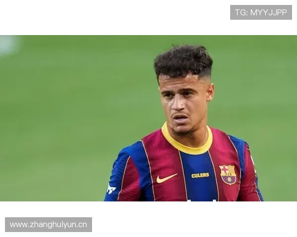 杰拉德·皮克逛街那阵仗，购物袋的钱能付我一年的房租