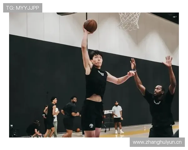 杨瀚森在挡拆中制造对位,较上季内突效率提升 杨瀚森在挡拆中制造对位,较上季内突效率提升